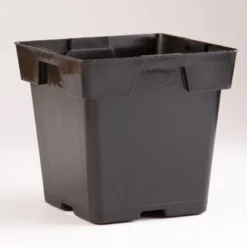 Jumbo Square Plastic Pots – 8 Count