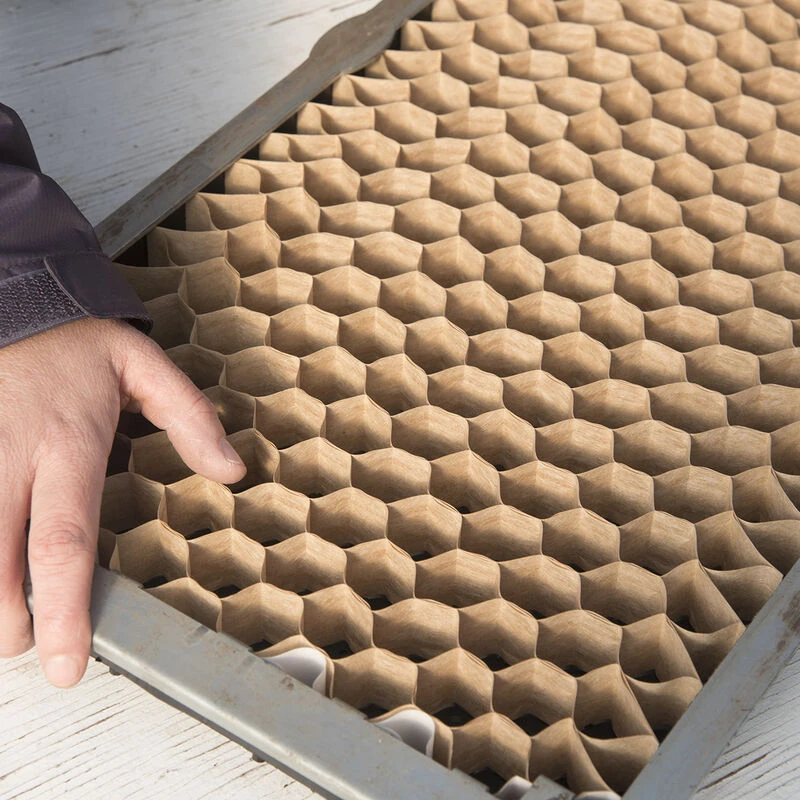 Paper Chain Pots – 4" Spacing, 75 Count 2 Paper Chain Pots – 4" Spacing, 75 Count - Image 2